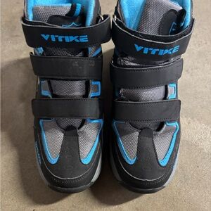 Kids snow boots - Black and Blue